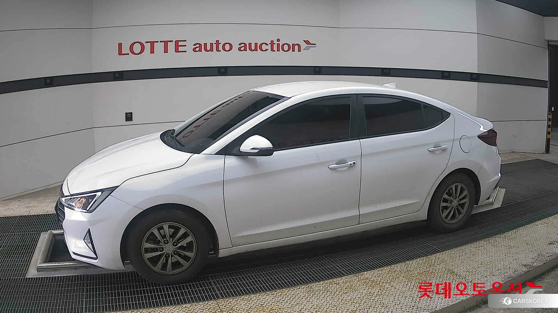 Hyundai Avante 2020 Белый из Кореи, фото 3