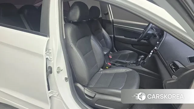 Hyundai The New Avante AD 2019 Белый из Кореи, фото 3