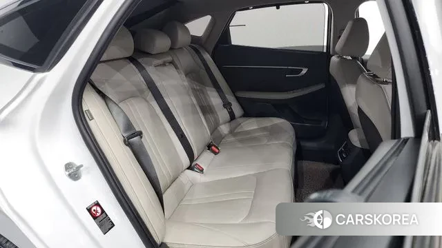 Hyundai Sonata (DN8) 2020 Белый из Кореи, фото 3