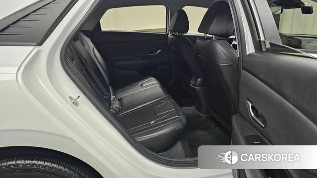 Hyundai Avante (CN7) 2022 Белый из Кореи, фото 3