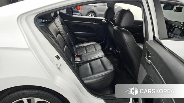 Hyundai Avante AD 2018 Белый из Кореи, фото 3