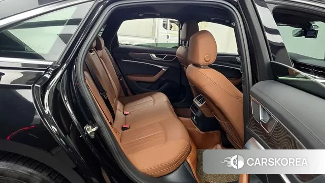 Audi A6 (C8) 2020 Черный из Кореи, фото 3