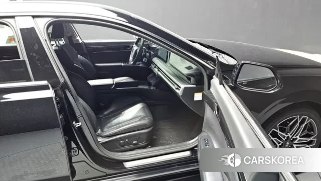 Hyundai Grandeur Hybrid (GN7) 2023 Черный из Кореи, фото 3