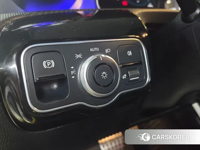 Mercedes-Benz CLA-Class C118 2020 Желтый из Кореи, фото 3