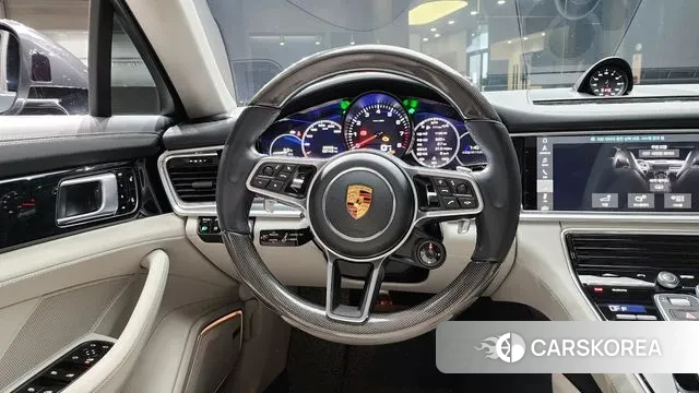 Porsche Panamera (971) 2018 Серый из Кореи, фото 3