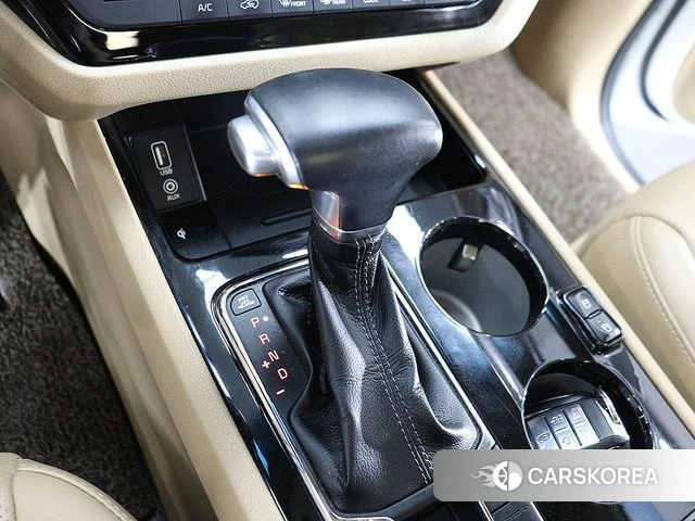 Kia The New Carnival 2018 Белый из Кореи, фото 3