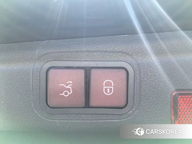 Mercedes-Benz E-class id 4221748 из Китая 3