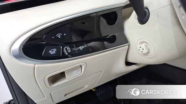 Genesis GV70 2025 Белый из Кореи, фото 3