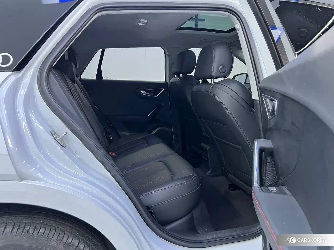 Audi Q2L 2023 Белый из Китая, фото 3