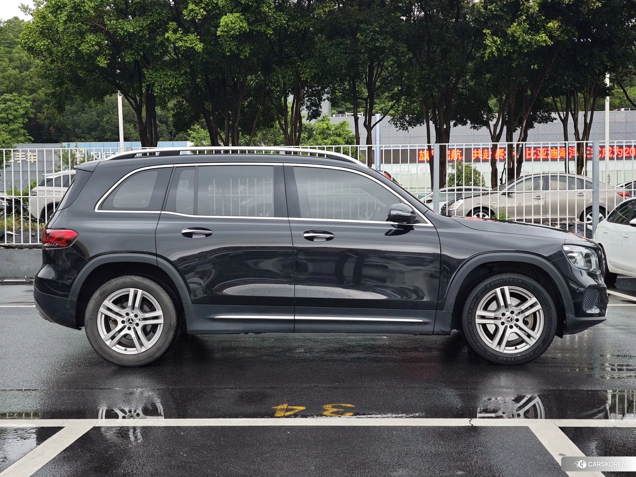 Mercedes-Benz GLB 2022 Белый из Китая, фото 3