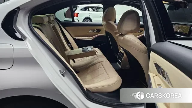 BMW 3 Series (G20) 2024 Белый из Кореи, фото 3