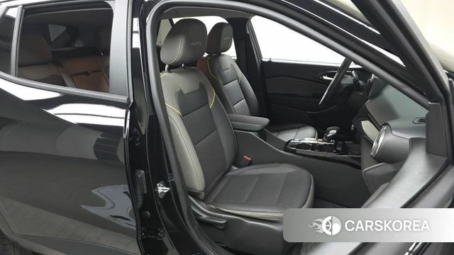 Chevrolet (GM Daewoo) Trax Crossover 2023 Черный из Кореи, фото 3