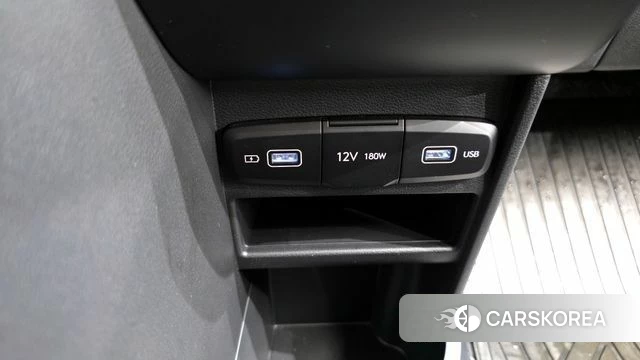 Hyundai Staria 2022 Белый из Кореи, фото 3