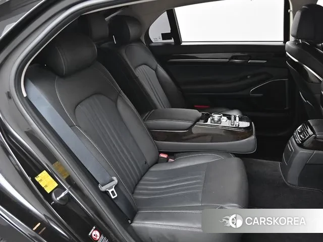 Genesis G90 2019 Черный из Кореи, фото 3