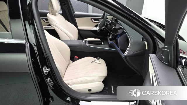 Mercedes-Benz E-Class W214 2025 Черный из Кореи, фото 3
