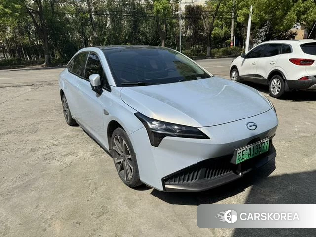 Aian AION S 2022 Серебристо-серый из Китая, фото 3