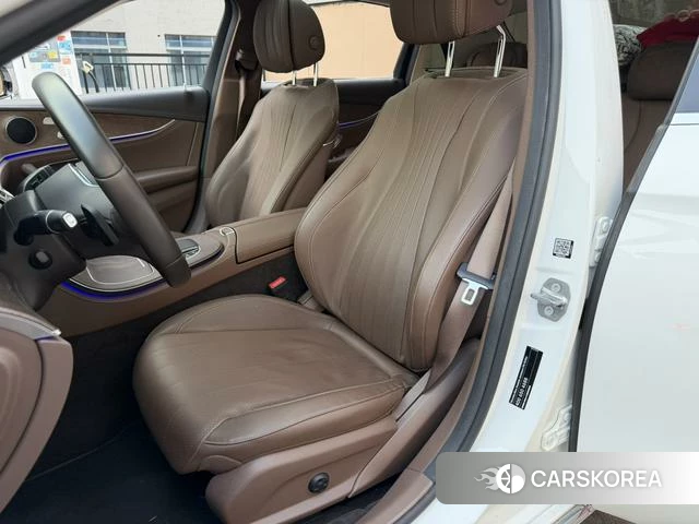 Mercedes-Benz E-class id 3896125 из Китая 3