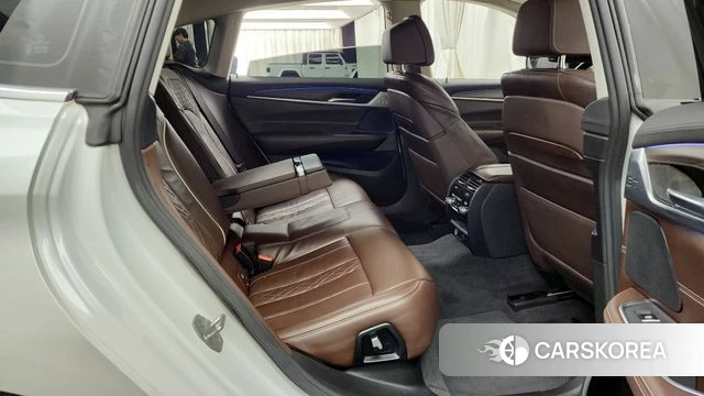 BMW 6 Series GT (G32) 2018 Белый из Кореи, фото 3