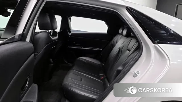 Hyundai Avante (CN7) 2023 Цвет тростника из Кореи, фото 3