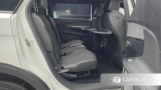 Peugeot 5008 second generation 2021 Белый из Кореи, фото 3