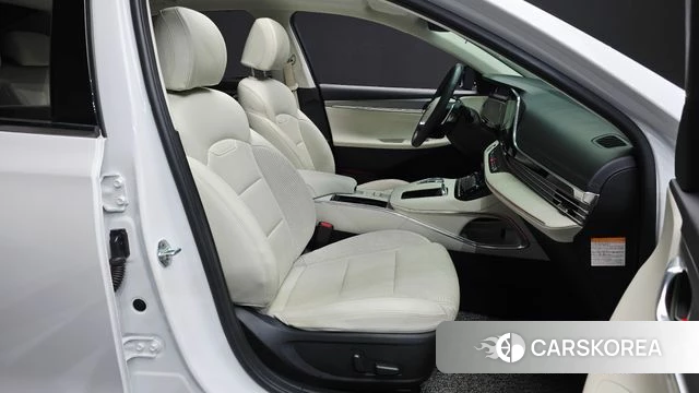 Hyundai The New Grandeur IG Hybrid 2022 Белый из Кореи, фото 3