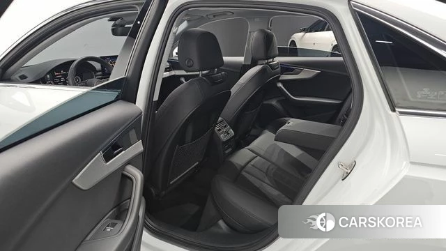 Audi A4 (B9) 2021 Белый из Кореи, фото 3