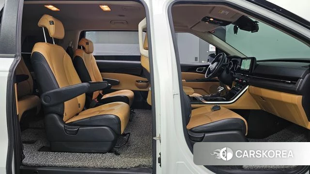 Kia Carnival 4th generation 2022 Белый из Кореи, фото 3