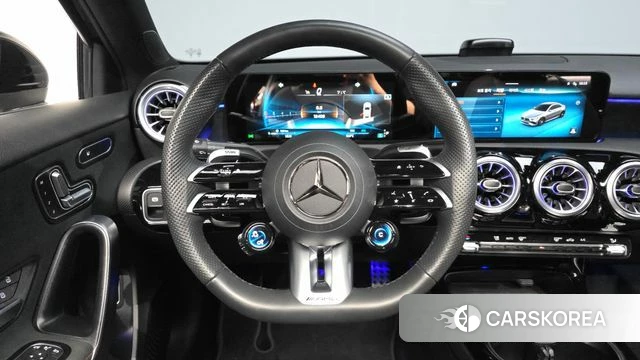 Mercedes-Benz A-Class W177 2024 Черный из Кореи, фото 3