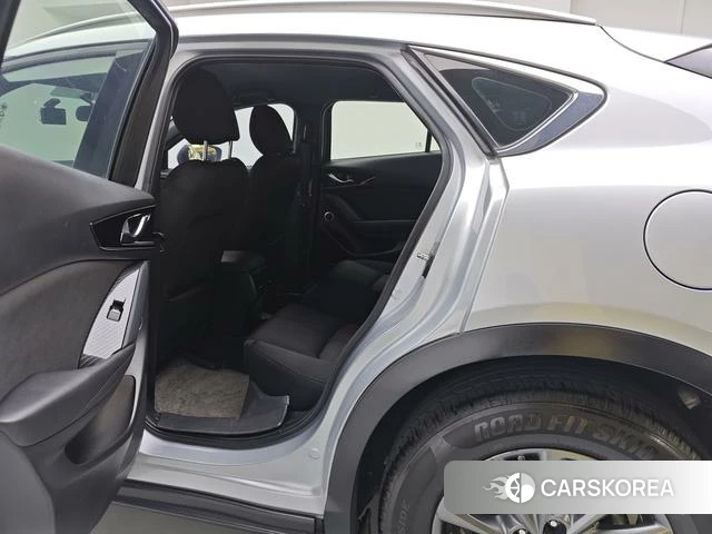 Mazda CX-4 2020 Серебристо-серый из Китая, фото 3