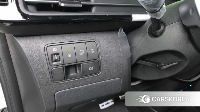 Hyundai Staria 2025 Белый из Кореи, фото 3