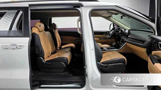 Kia Carnival 4th generation 2023 Белый из Кореи, фото 3