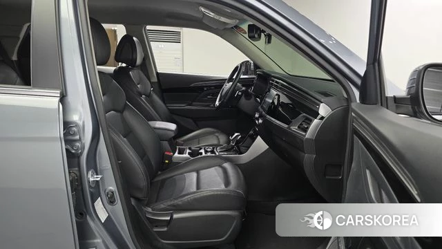 Ssangyong Beautiful Korando 2021 Серый из Кореи, фото 3