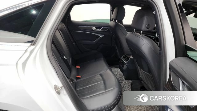 Audi A6 (C8) 2022 Белый из Кореи, фото 3