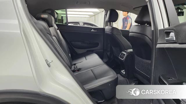 Kia Sportage 4th Generation 2018 Белый из Кореи, фото 3
