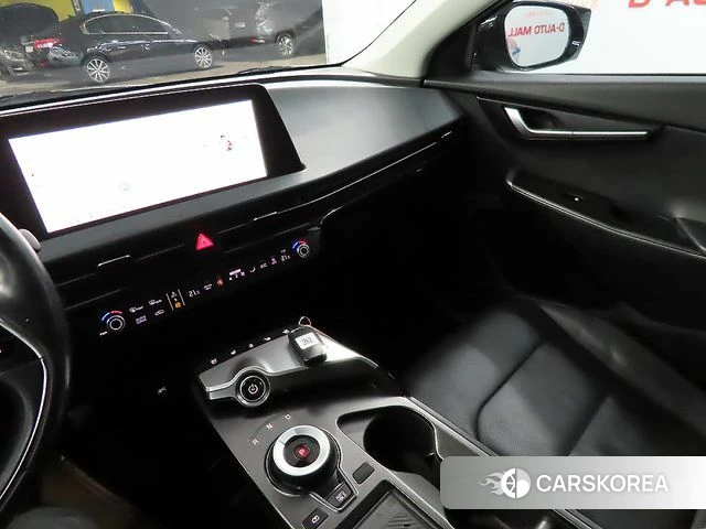 Kia EV6 2021 Черный из Кореи, фото 3