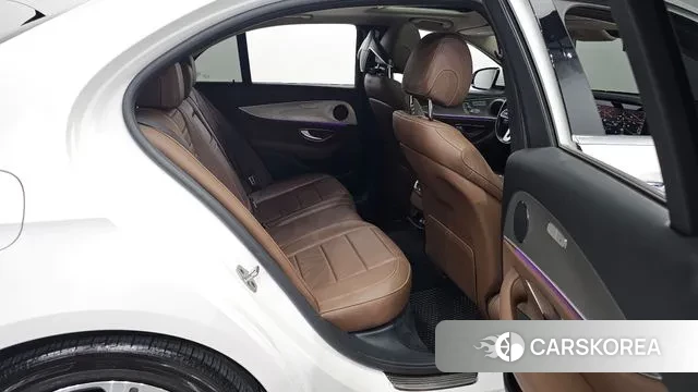 Mercedes-Benz E-Class W213 2019 Белый из Кореи, фото 3