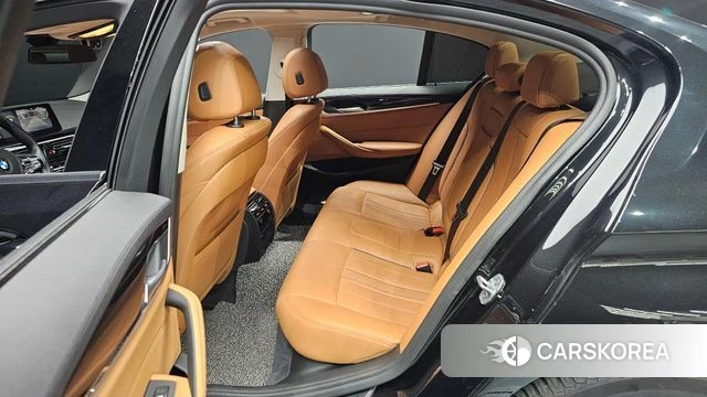 BMW 5 Series (G30) 2019 Черный из Кореи, фото 3
