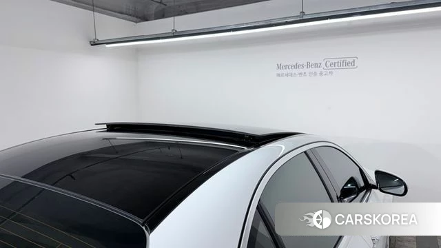 Mercedes-Benz E-Class W213 2022 Белый из Кореи, фото 3