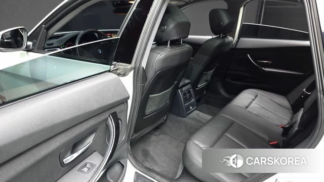 BMW 3 Series GT (F34) 2018 Белый из Кореи, фото 3