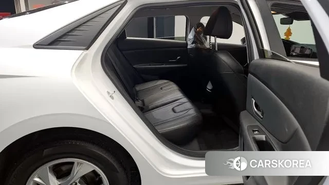 Hyundai Avante (CN7) 2021 Белый из Кореи, фото 3