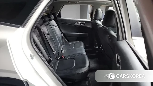 Kia Sportage 5th Generation 2021 Белый из Кореи, фото 3