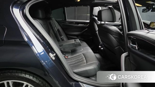 BMW 5 Series (G30) 2020 Черный из Кореи, фото 3