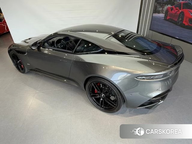 Aston Martin DBS 2020 Темно-серый из Китая, фото 3