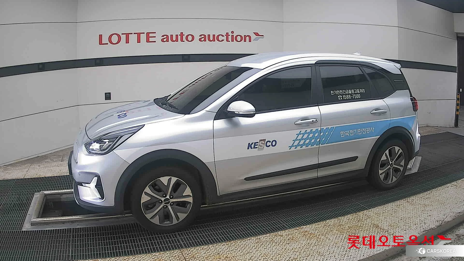 Kia Niro Plus 2023 Sparkling Silver из Кореи, фото 3