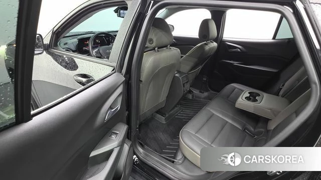 Chevrolet (GM Daewoo) Trax Crossover 2023 Черный из Кореи, фото 3