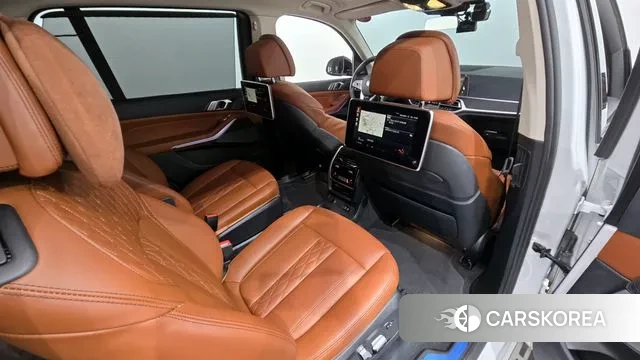 BMW X7 (G07) 2022 Белый из Кореи, фото 3