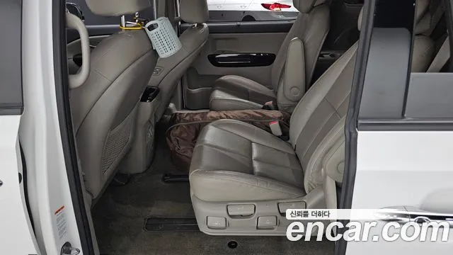 Kia The New Carnival id 2672033 из Кореи 3