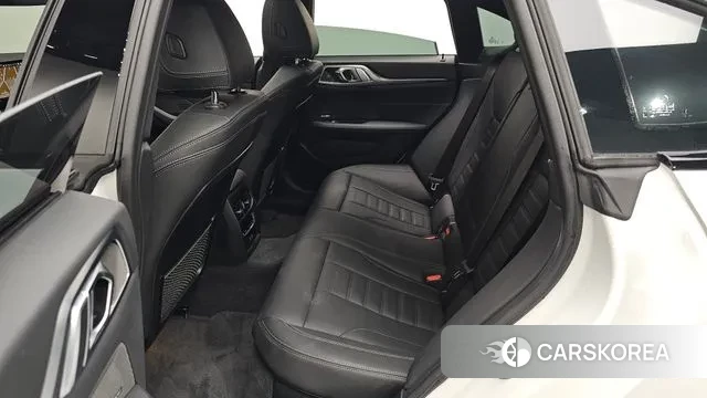 BMW i4 2023 Белый из Кореи, фото 3