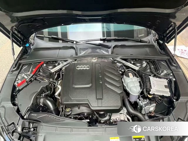 Audi A4L 2024 Темно-серый из Китая, фото 3