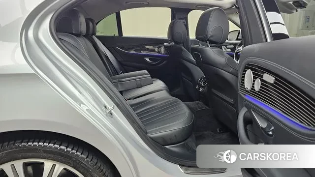 Mercedes-Benz E-Class W213 2020 Черный из Кореи, фото 3